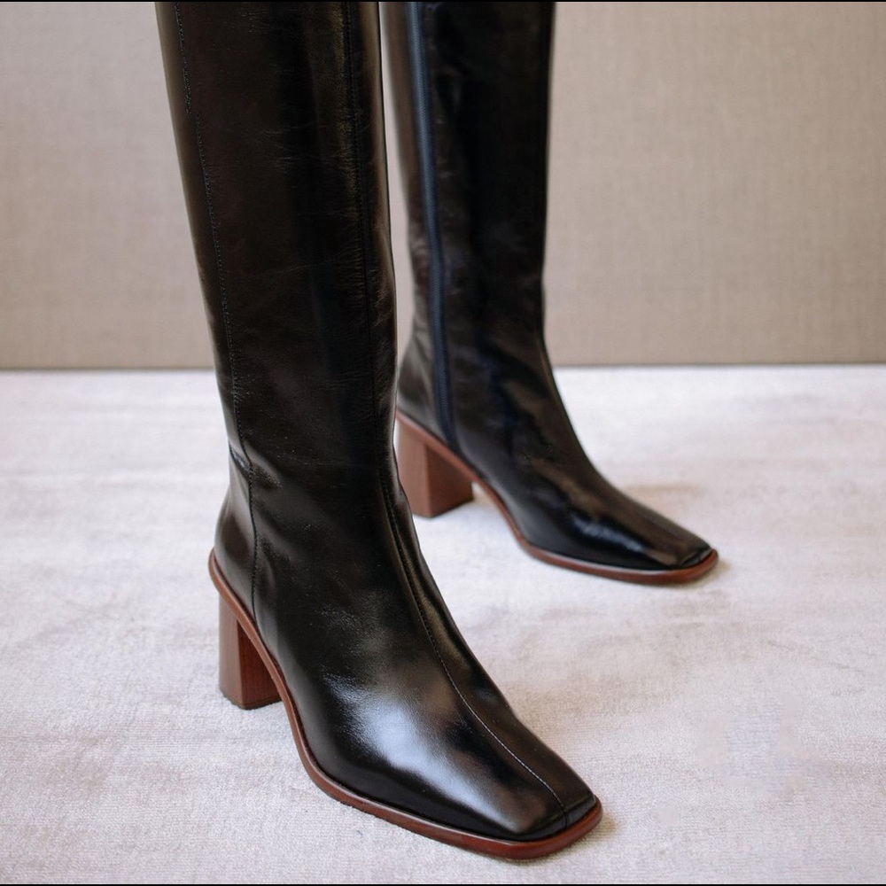Alohas Knee High Black Leather Boots - Picture 1 of 5
